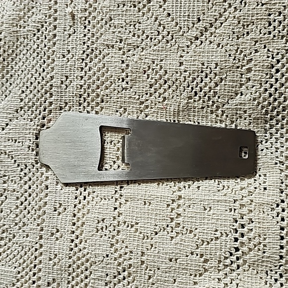 Stainless steel bottle Opener Free with any Purchase - Picture 2 of 2